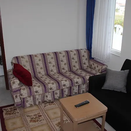 Gunisigi Apart Apartahotel *