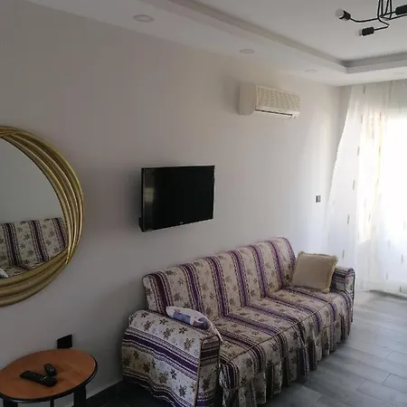 Gunisigi Apart * Side