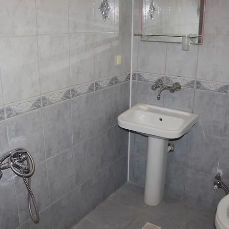 Gunisigi Apart * סייד