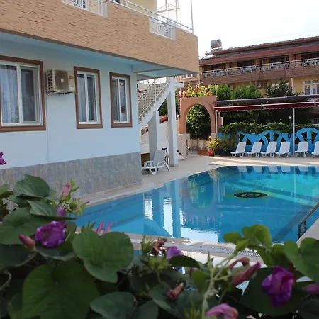 Hotel apartamentowy Gunisigi Apart