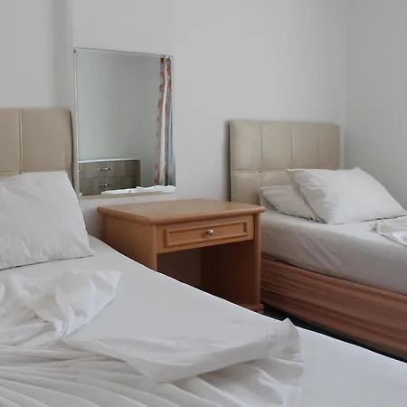 Hotel apartamentowy Gunisigi Apart Side