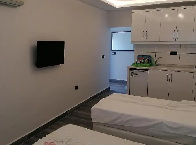 Aparthotel Gunisigi Apart *