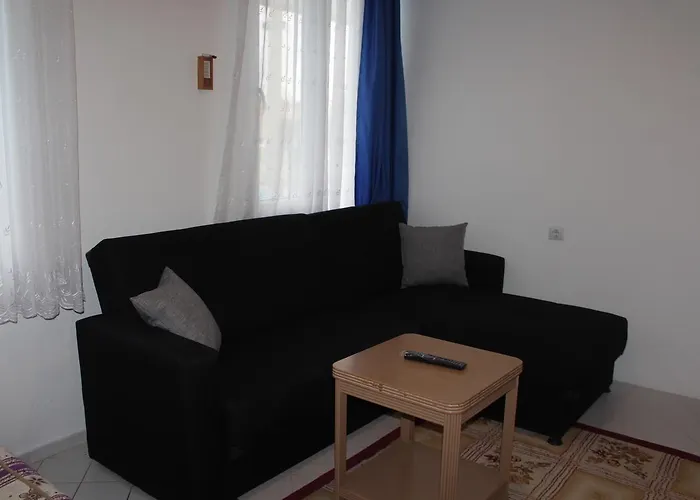 Aparthotel Gunisigi Apart Side