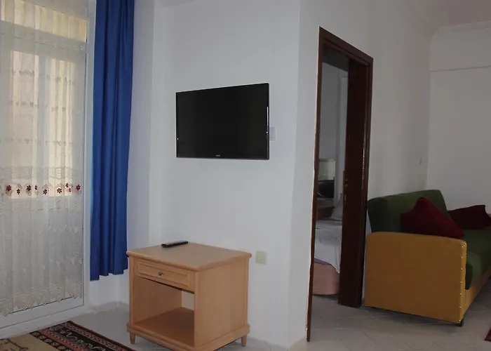 Gunisigi Apart * סייד