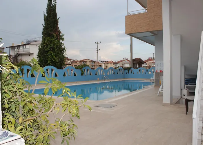 Aparthotel Gunisigi Apart *