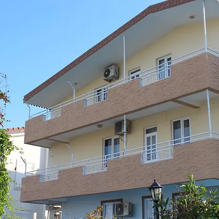 Gunisigi Apart Appart hôtel *