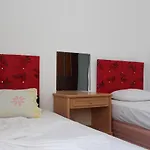 Gunisigi Apart Lägenhetshotell *